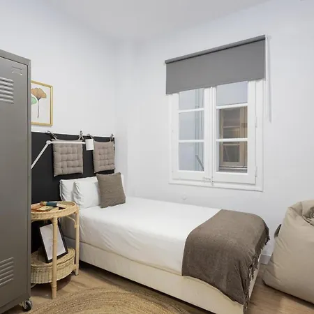Stylish 3 Bedroom * Barcelona