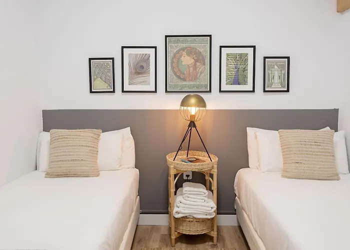 Stylish 3 Bedroom *